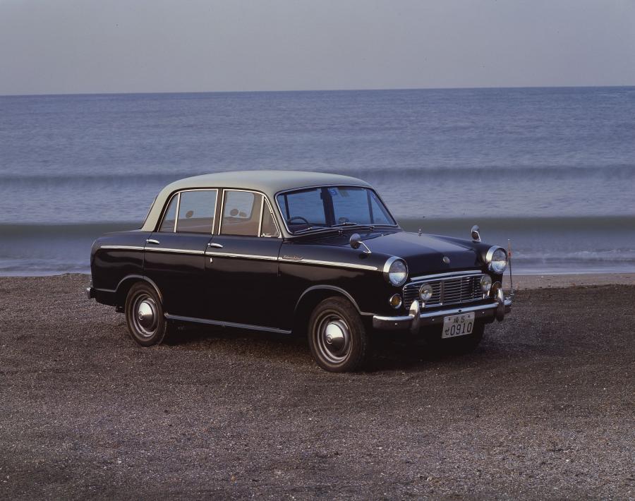  Datsun Bluebird 1959 года  (фото 1 из 10)